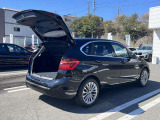 BMWを熟知したメカニックによる、360度の納車前点検。ドイツ本国と同様の教育・訓練を受けたメカニックが徹底的に点検、整備した後にお客様にお引渡しします。