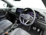 シンプルなデザインで飽きさせない内装がVolkswagenのコンセプトの一つでもあります。