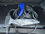 家庭用充電ケーブル搭載。