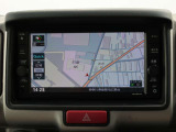 純正メモリーナビ装備です。