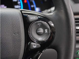 ◆アダプティブクルーズコントロール◆予め設定した車速内でクルマが自動的に加減速。前走車との適切な車間距離を維持しながら追従走行します。【LKAS】車線維持支援システムでステアリング操作を支援。