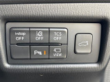 【 パワーバックドア 】荷物を抱えた状態でもスイッチ操作によるリアゲートの開閉が可能です☆お買い物時やアウトドアの際に役立ちますね♪//