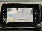 前方の映像だけでなく、車内から後方の映像もばっちり記録します