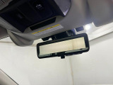 デジタルインナーミラー付です。荷物をたくさん積んでも後方が確認できます