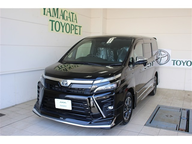 ヴォクシー 2.0 ZS 煌III 4WD 