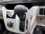 【 シフト 】スムーズなシフトチェンジで快適にお車を操縦していただけます!