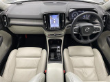 XC40 B4 AWD インスクリプション 4WD 4WD 本革シート