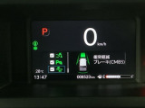 ホンダが推し進める総合先進安全装備のセンシング搭載! 衝突や斜線はみだしなどの危険が予測される時、センサーが警告。ヒューマンエラーを高度先進技術が補完してくれます。