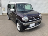 室内はシンプルな構成で、荷物や乗る人に合わせて使い方が自然に切り替わるつくりです。