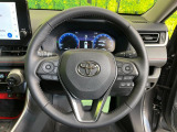 【純正革巻きステアリング】上質な革を使用することで、手にしっかり馴染みとても運転しやすいハンドルです♪