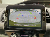 バックビューモニターです。後退時、後方をモニターで直接見ることができます。また高感度カメラですので僅かな光でもくっきりと見ることができるので夜でも安心して駐車出来ます。