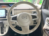 ステアリングも使用感が少なく、きれいな状態となっております♪