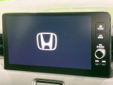 【メーカー純正ナビ】インテリアに溶け込むスタイリッシュな「専用設計」メーカーナビを装備♪視認性や操作性など基本性能にも優れ、より上質なカーライフをお楽しみいただけます。