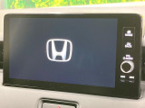 【9インチ ホンダコネクトディスプレイ】視認性の高い大画面ディスプレイでナビの使用や、お持ちのスマートフォンと連携したbluetoothでの音楽再生が可能です♪