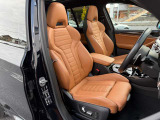 BMW Premium Selection 江戸川は、約20台の展示スペースがあり、常時新車拠店より厳選された認定中古車が続々と入庫しております。