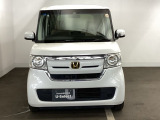 お客様に安全で快適なカーライフをお送りいただくために、中古車にも高いレベルの品質基準を設け、その基準に従って、全ての中古車について納車前整備を実施しています。