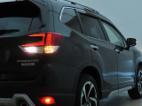 ■SUBARUが、デザインを通じて実現したいこと。それは、エモーショナルなデザインによってお客様の人生をイキイキと彩り、力強く堅実なデザインによって、長く使いたくなる信頼感や安心感を提供することです。