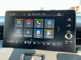 Honda CONNECTディスプレーを装備しております。Honda CONNECT対応で便利が広がったナビディスプレー。機能は増えても快適な操作性はそのままです。