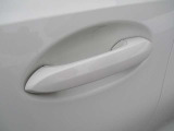 コンフォートアクセス機能で握れば開いて、触れればロックができます!