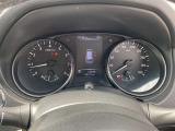 メーター内のディスプレイには運転をサポートするさまざまな情報を表示。
