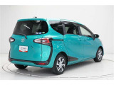 当社では自動車保険、ドライバーに支持されているロードサービスJAFも取り扱いしております。