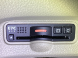 ビルトインタイプのETCで見た目もスッキリ。高速道路の利用にとても便利です。