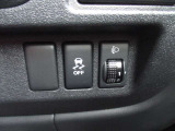 この車は、日産でご案内している高品質宣言車で、安心と満足のカーライフ宣言車です。入念なクリーニングはもちろん、安心していただけるよう、決められた整備内容や充実した保証内容でカーライフをサポートします