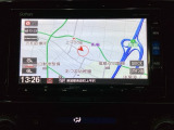 ナビゲーションはフルセグTV、インターナビ対応のGathers純正メモリーナビを搭載しています。Bluetoothオーディオ機能がありますので、スマートフォンなどの音楽も再生できます。