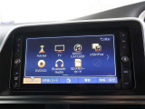 【ナビゲーション】には、携帯からの音楽情報が聞ける『Bluetooth機能付き』!大好きな音楽を聴きながらのドライブが出来そうですね!