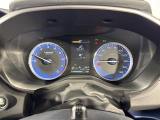 【スピードメーター】メーターがシンプルで見やすく運転しやすいですね!