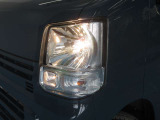 ヘッドライトも綺麗に磨き上げられているのでクリアな視界を確保しドライバーの安全運転をサポート致します!