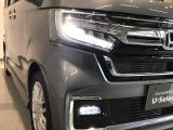 【LEDヘッドライト】ディスチャージヘッドライト(HID)と同等の明るさで、夜道や雨天走行が明るく視界良好!! フォグライトも装備で、安心感さらにUPです♪安心ドライブを楽しんで下さい♪