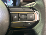 【アダプティブクルーズコントロール】高速道路での長距離走行が楽に!!自動で速度を保つクルーズコントロールが、衝突軽減システムと連携し、前方の車両を感知して車間を保つように速度調節してくれます!!