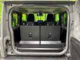 普段のお買い物や通勤、送迎等に十分な荷室スペースを確保しております。セカンドシートを倒すと、大きな荷物の積載も可能です♪