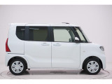 県内13店舗にて常時500台以上ダイハツ車を展示中です。見て、触って、納得のいく一台をぜひ見つけてください。