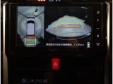バックガイドモニターで、後方を確認しながら安心して駐車することができます。運転初心者も熟練者も必須の機能ですよ!