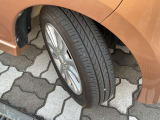 タイヤの溝もございます。
