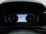 デジタルメータークラスター【Digital Cockpit Pro】付き車両。メーター内にナビゲーションが表示されます。