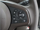 ◆アダプティブクルーズコントロール◆予め設定した車速内でクルマが自動的に加減速。前走車との適切な車間距離を維持しながら追従走行します。【LKAS】車線維持支援システムでステアリング操作を支援。