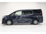 HV車です。ガソリン車より燃費もよく静かで滑らかな走りです。