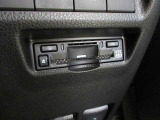 ETC2.0車載器は高速道路上に設置されたITSスポットと双方向通信を行い、ETC機能に加え安全運転をサポートする交通情報を提供してくれます♪