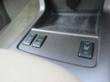 シートヒーターや4WDなどの切り替えスイッチ