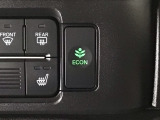 ★ECONスイッチ★ エコドライブを加速しよう!スイッチをONにすると、運転の仕方によるロスを抑え込み燃費をよくするようクルマが頑張ります(*^ー^*)燃費向上にチャレンジ♪