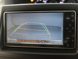 バックガイドモニターで、後方を確認しながら安心して駐車することができます。運転初心者も熟練者も必須の機能ですよ!