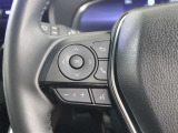 ステアリングスイッチ付き。前方から目を離すことなく操作することが可能です。