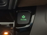 ★ECONスイッチ★ エコドライブを加速しよう!スイッチをONにすると、運転の仕方によるロスを抑え込み燃費をよくするようクルマが頑張ります(*^ー^*)燃費向上にチャレンジ♪