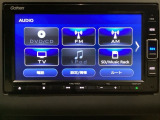 ナビゲーションはフルセグTV、インターナビ対応のGathers純正メモリーナビを搭載しています。Bluetoothオーディオ機能がありますので、スマートフォンなどの音楽も再生できます。
