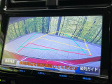 【バックカメラ】駐車時に後方がリアルタイム映像で確認できます。大型商業施設や立体駐車場での駐車時や、夜間のバック時に大活躍!運転スキルに関わらず、今や必須となった装備のひとつです!