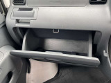 車検証などを保管するグローブボックス