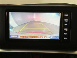 バックガイドモニターで、後方を確認しながら安心して駐車することができます。運転初心者も熟練者も必須の機能ですよ!